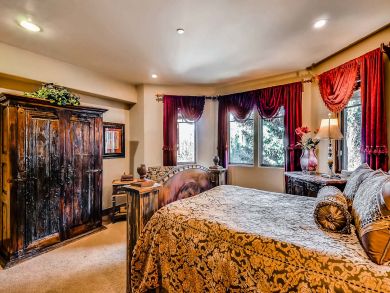 Breckenridge Luxury Vacation Rental with Six Bedrooms